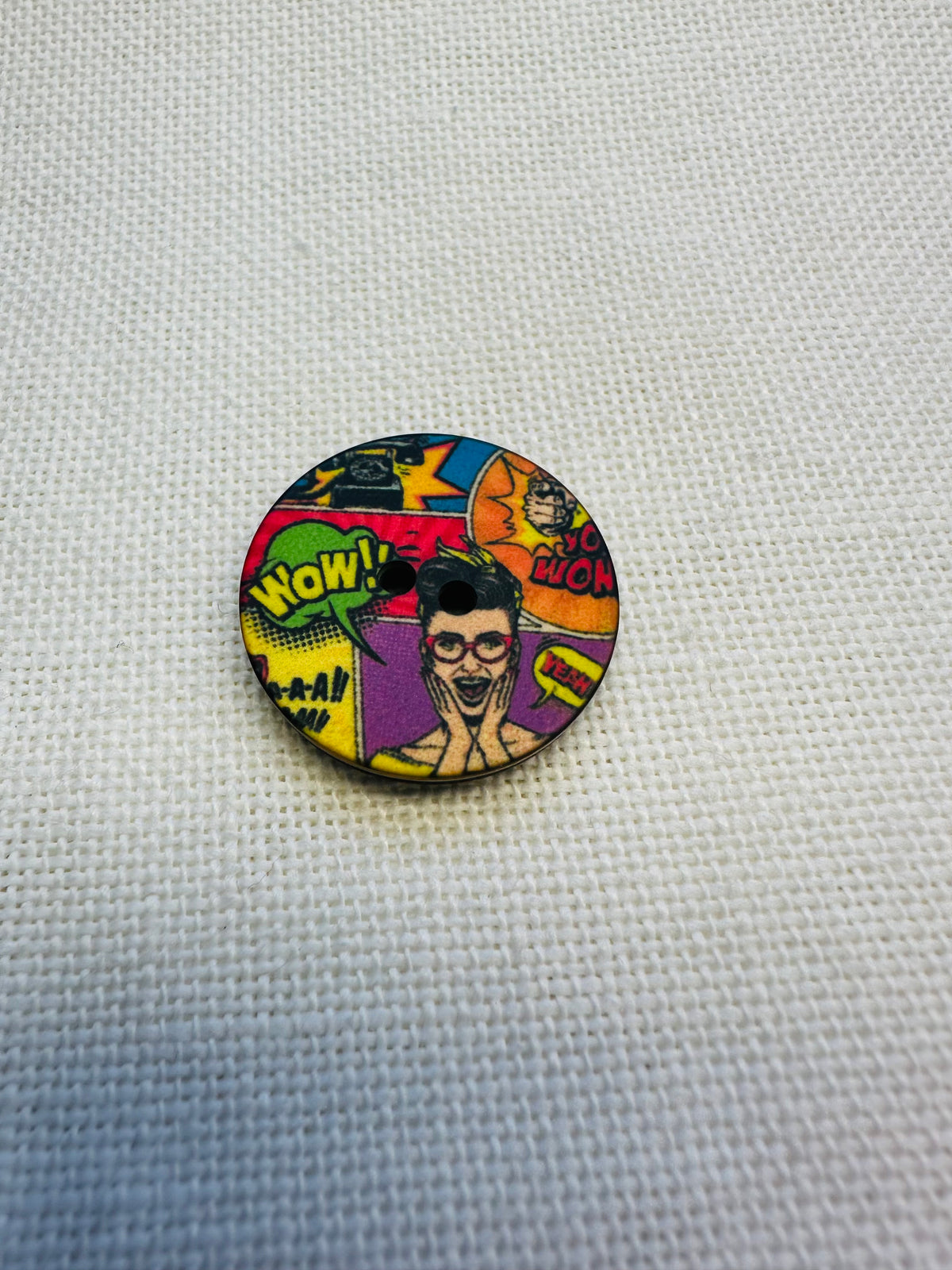 Comic Book Button – 23mm, Sold Individually