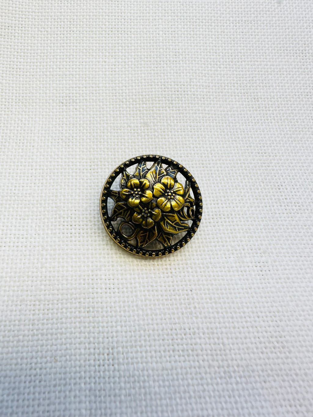 Floral Metal Button 23mm – Antique Gold Tone, Sold Individually
