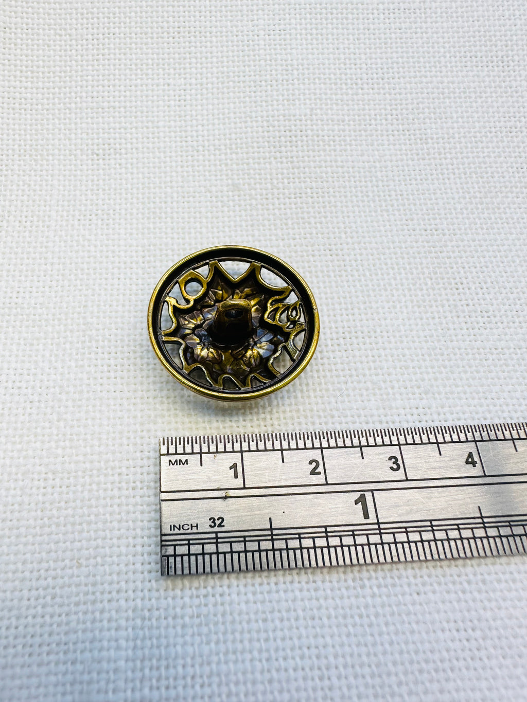 Floral Metal Button 23mm – Antique Gold Tone, Sold Individually