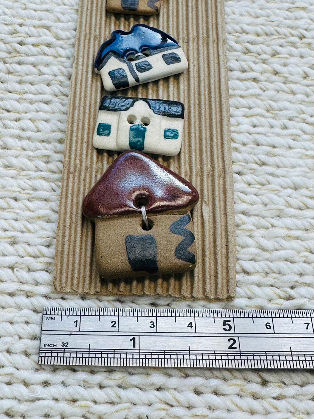 Ceramic Cottage Buttons – Card of 5