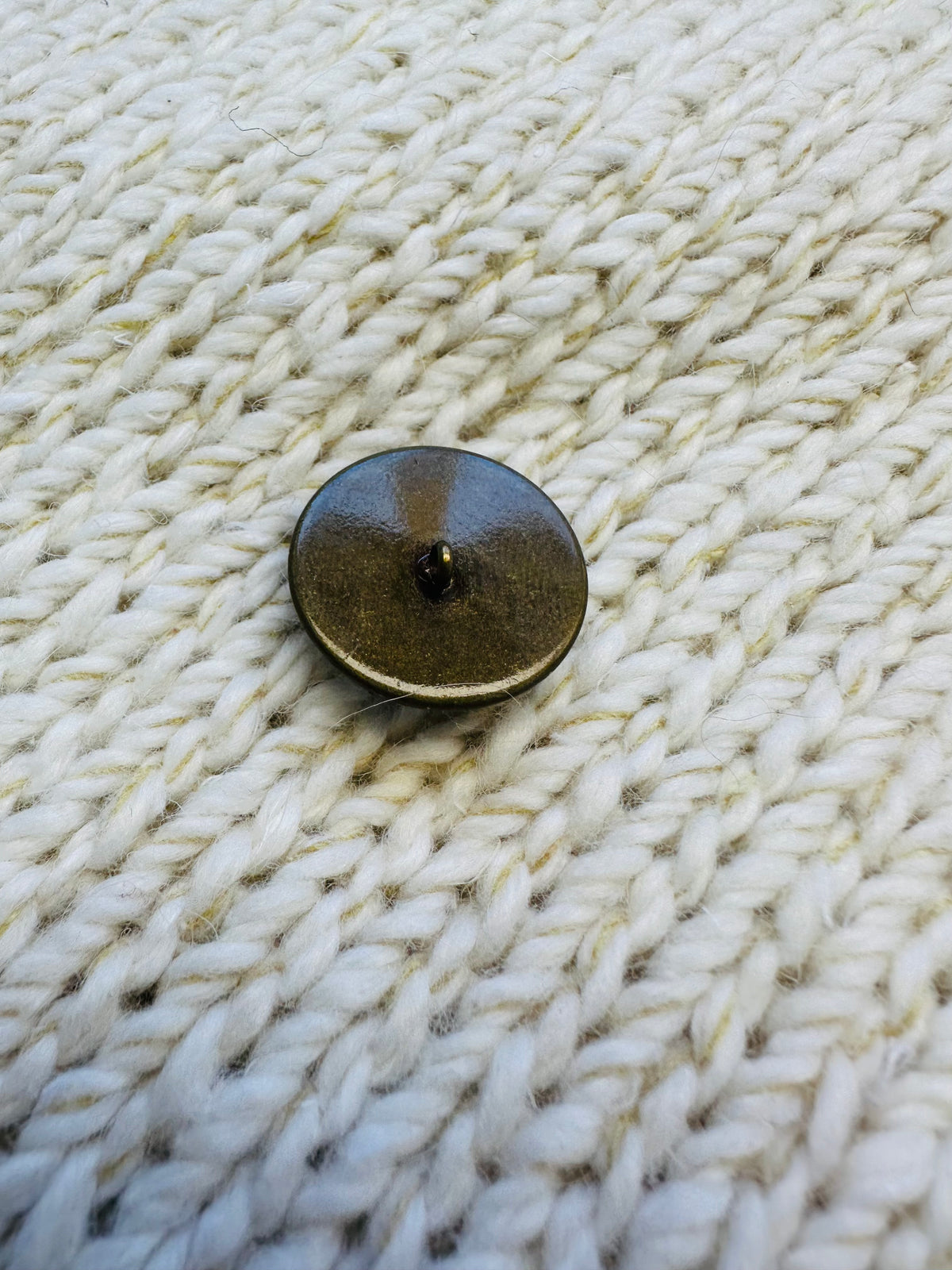 22mm Duck Glass & Metal Button – Hand Assembled in Cornwall