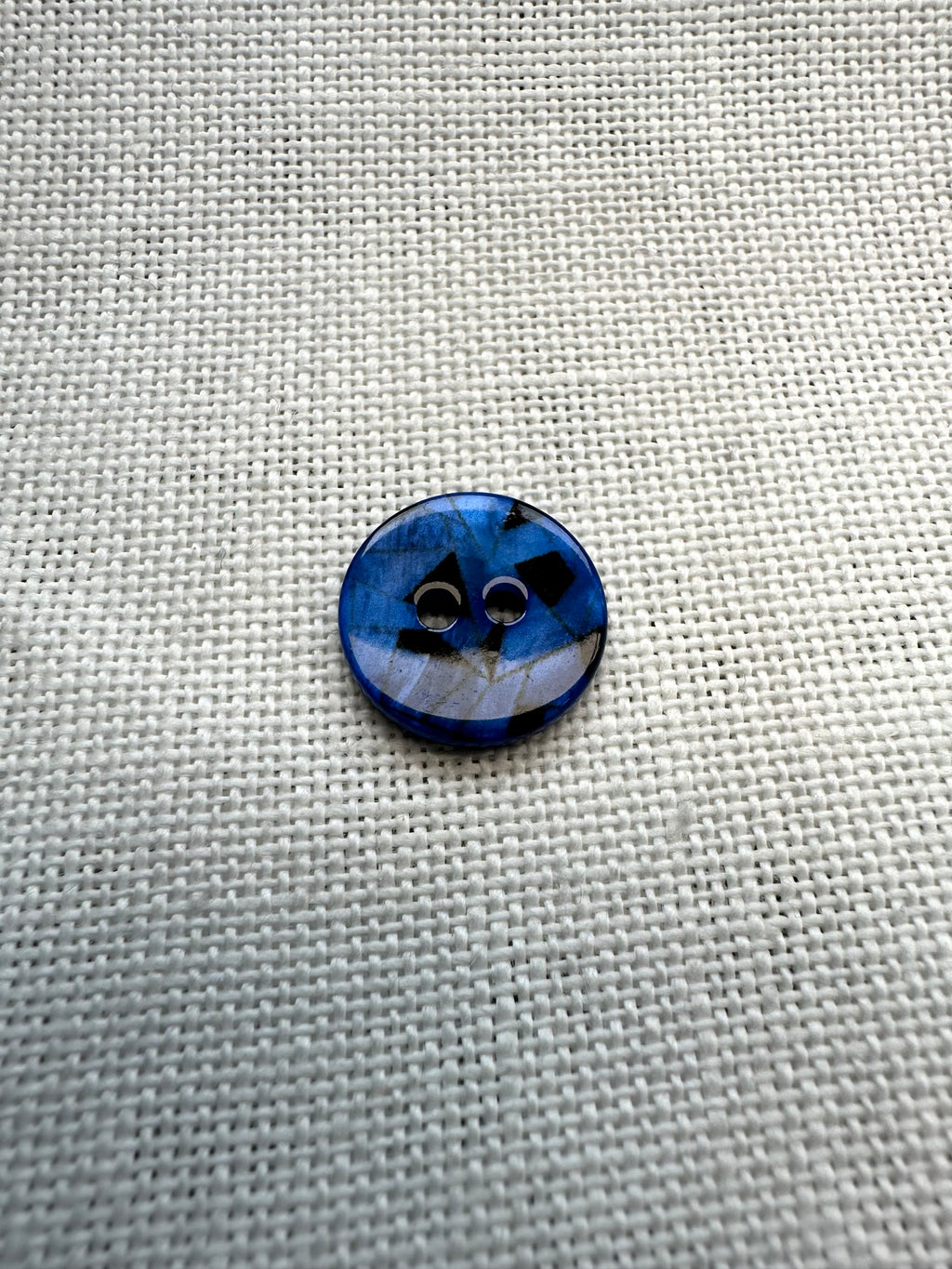 Blue and Black Buttons – 15mm – Seco Knopf