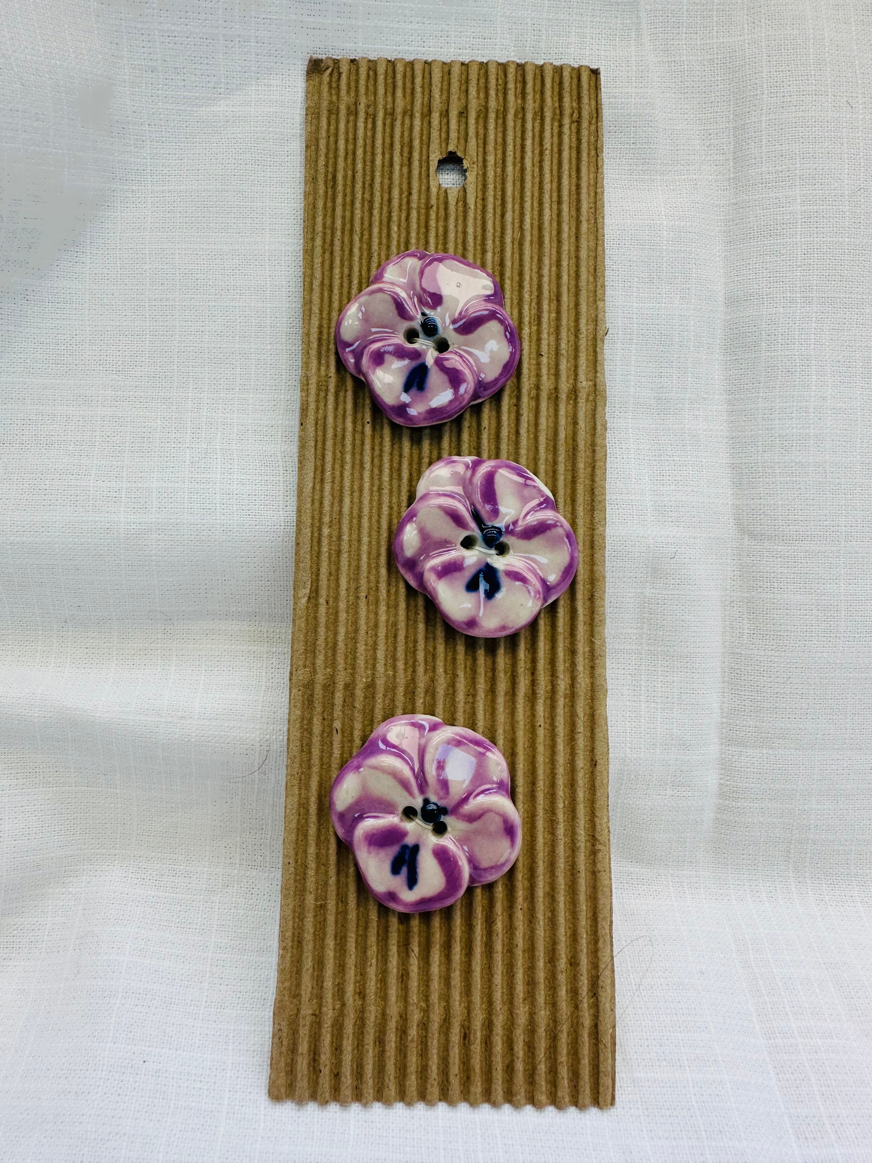 Ceramic Flower Buttons – Pink & Cream – 25mm – Set of 3
