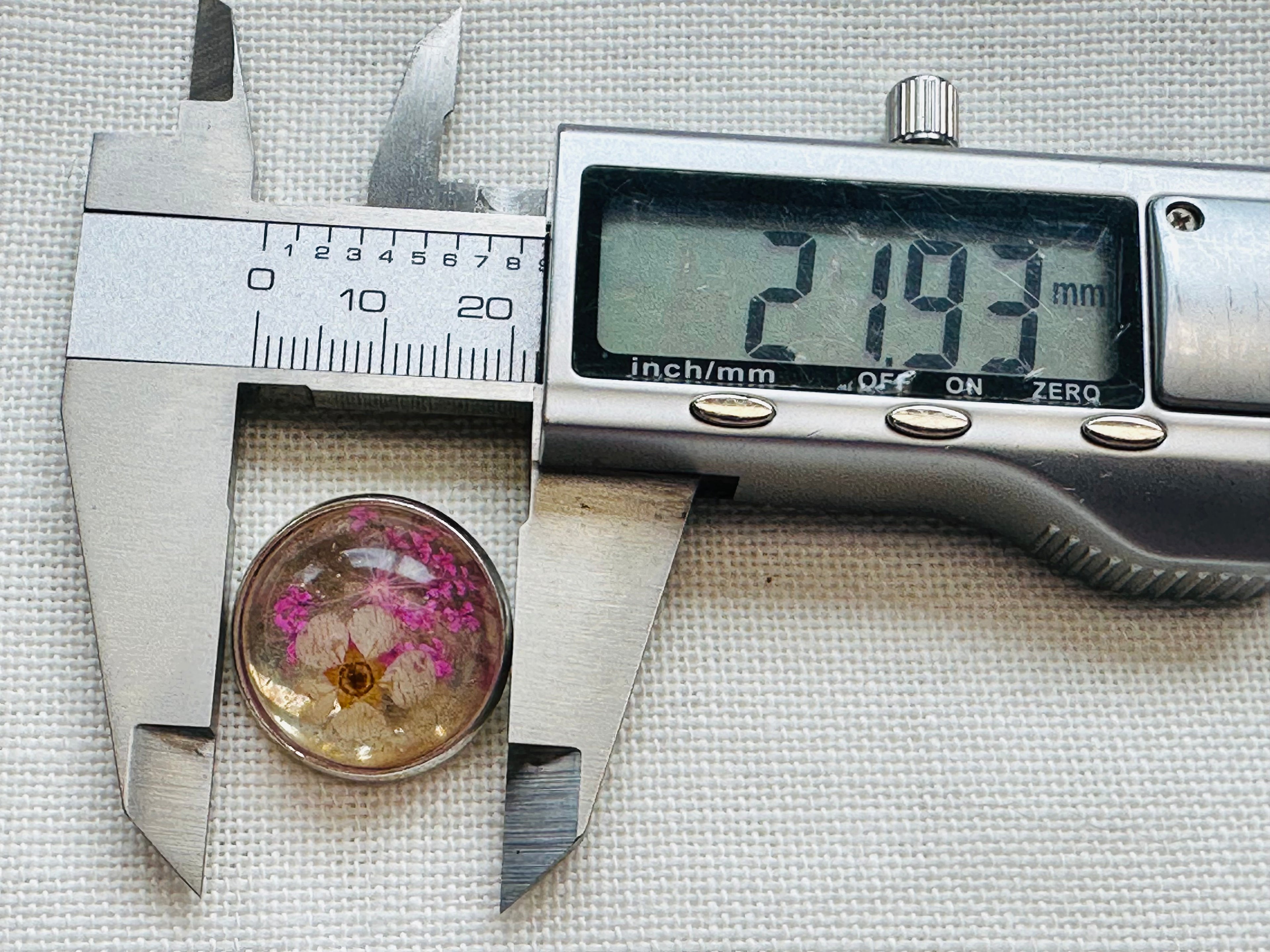 22mm Pressed Flower Glass & Metal Button – Sold Individually