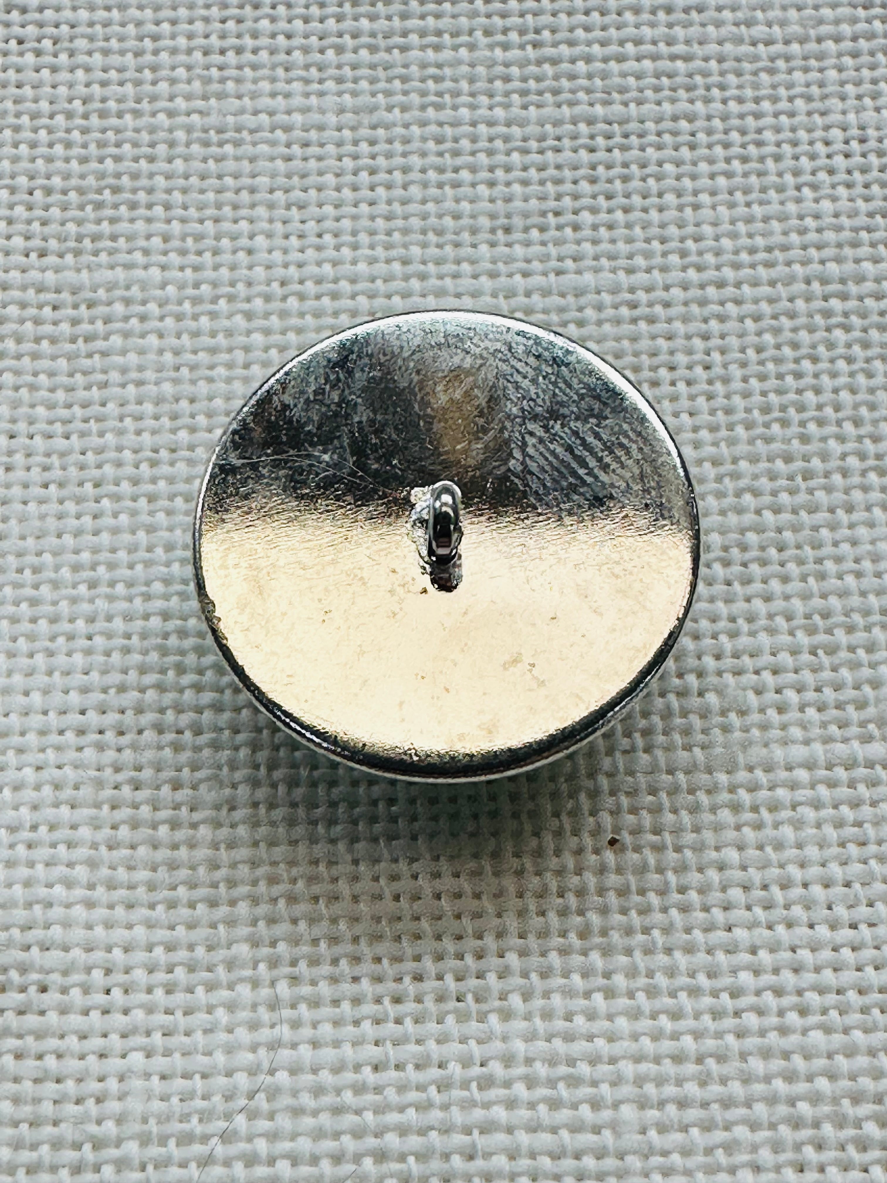 22mm Pressed Flower Resin Button – Hand Assembled in Cornwall