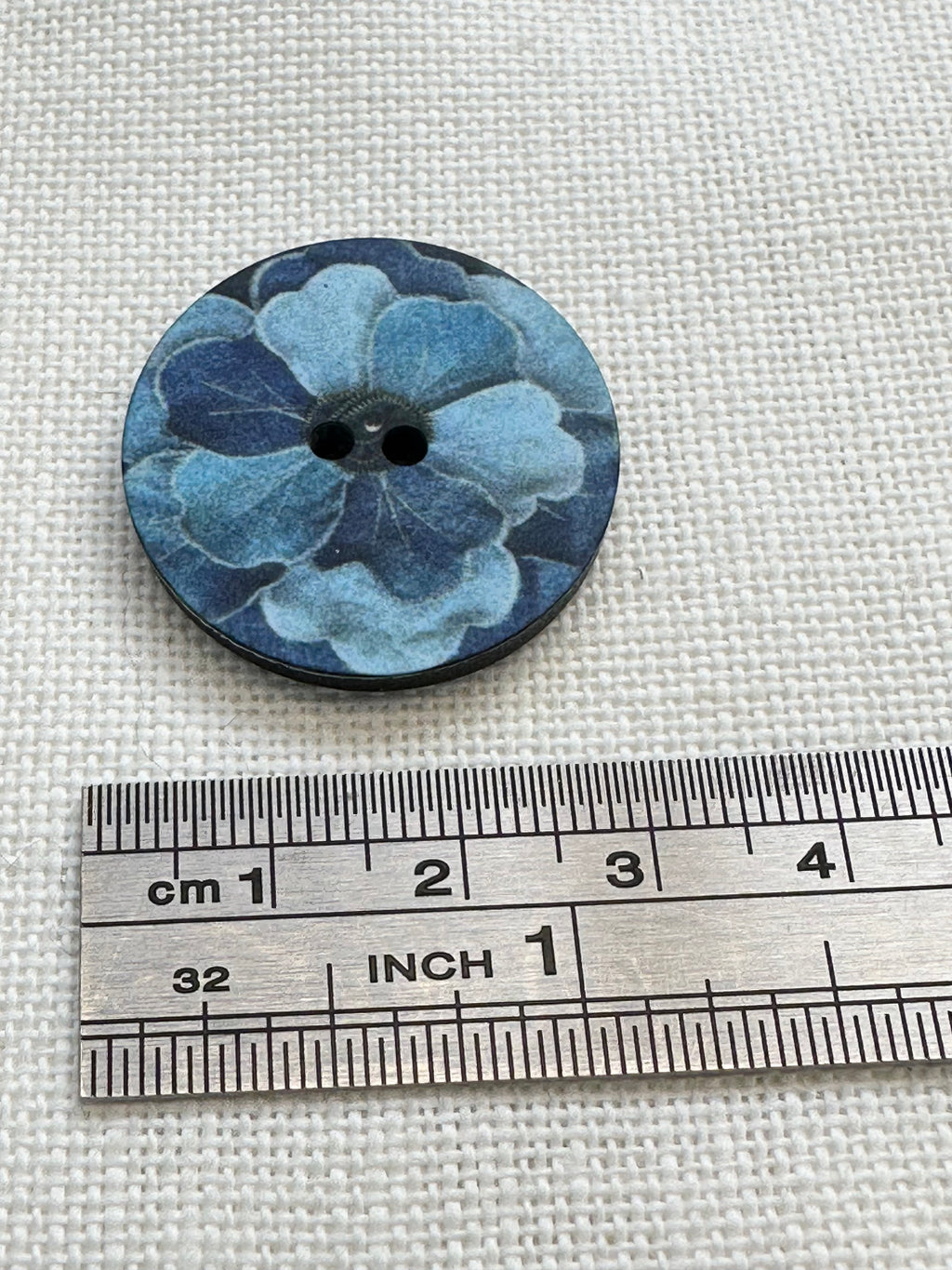28mm blue floral buttons sold individually
