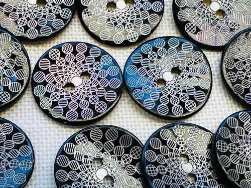 20mm Natural Shell Buttons – Pack of 11