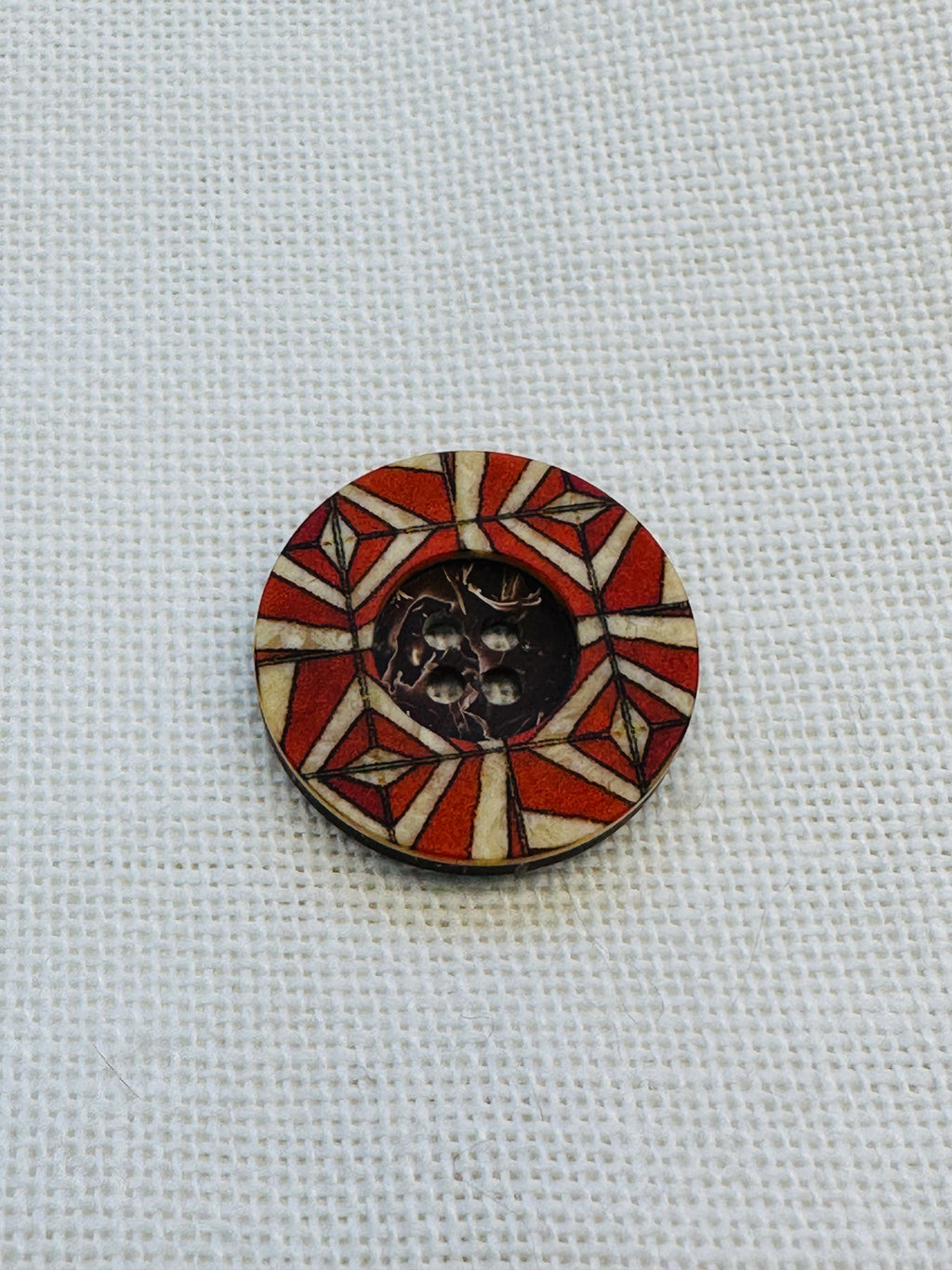 Orange geometric button 23mm