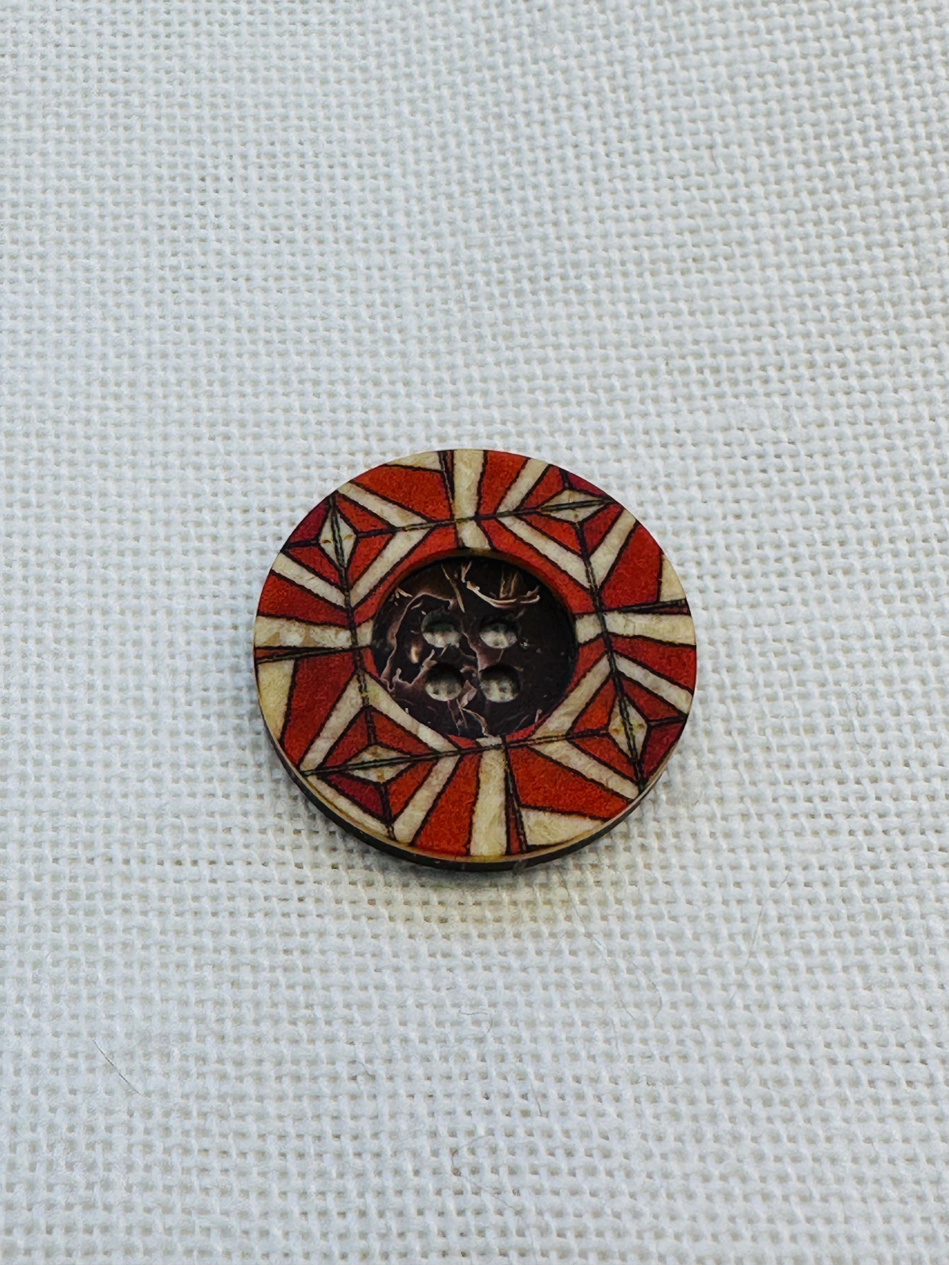 Orange geometric button 23mm