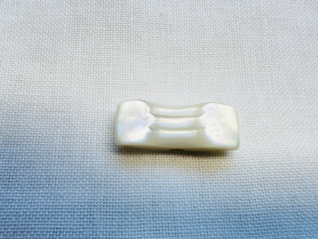 38mm Iridescent Cream Flat Shank Toggle Button