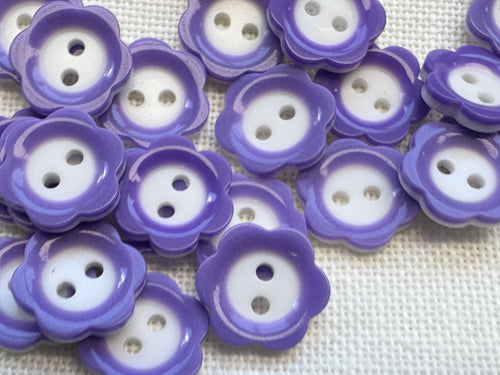 15mm Purple & White Flower Buttons – Pack of 24 | Last Chance