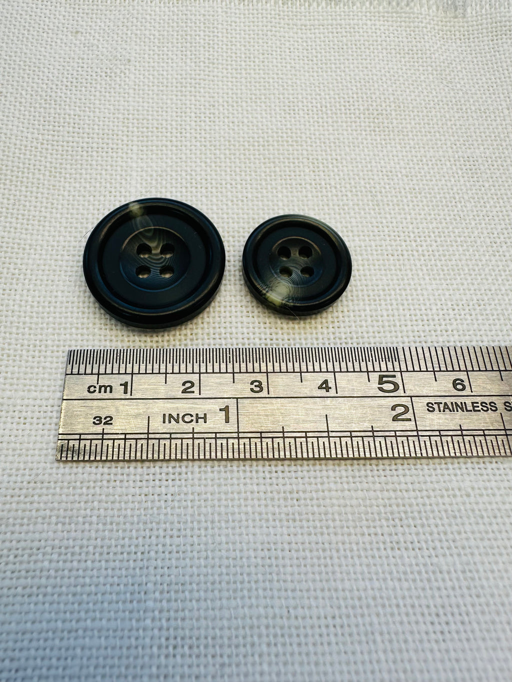 Black Mottled Jacket Buttons – Matching 23mm & 18mm Set
