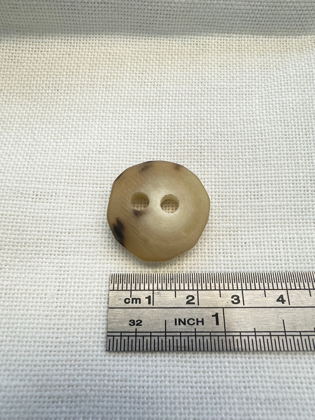 24mm Genuine Stag Horn Buttons – Vintage Natural Horn – Sold Individually