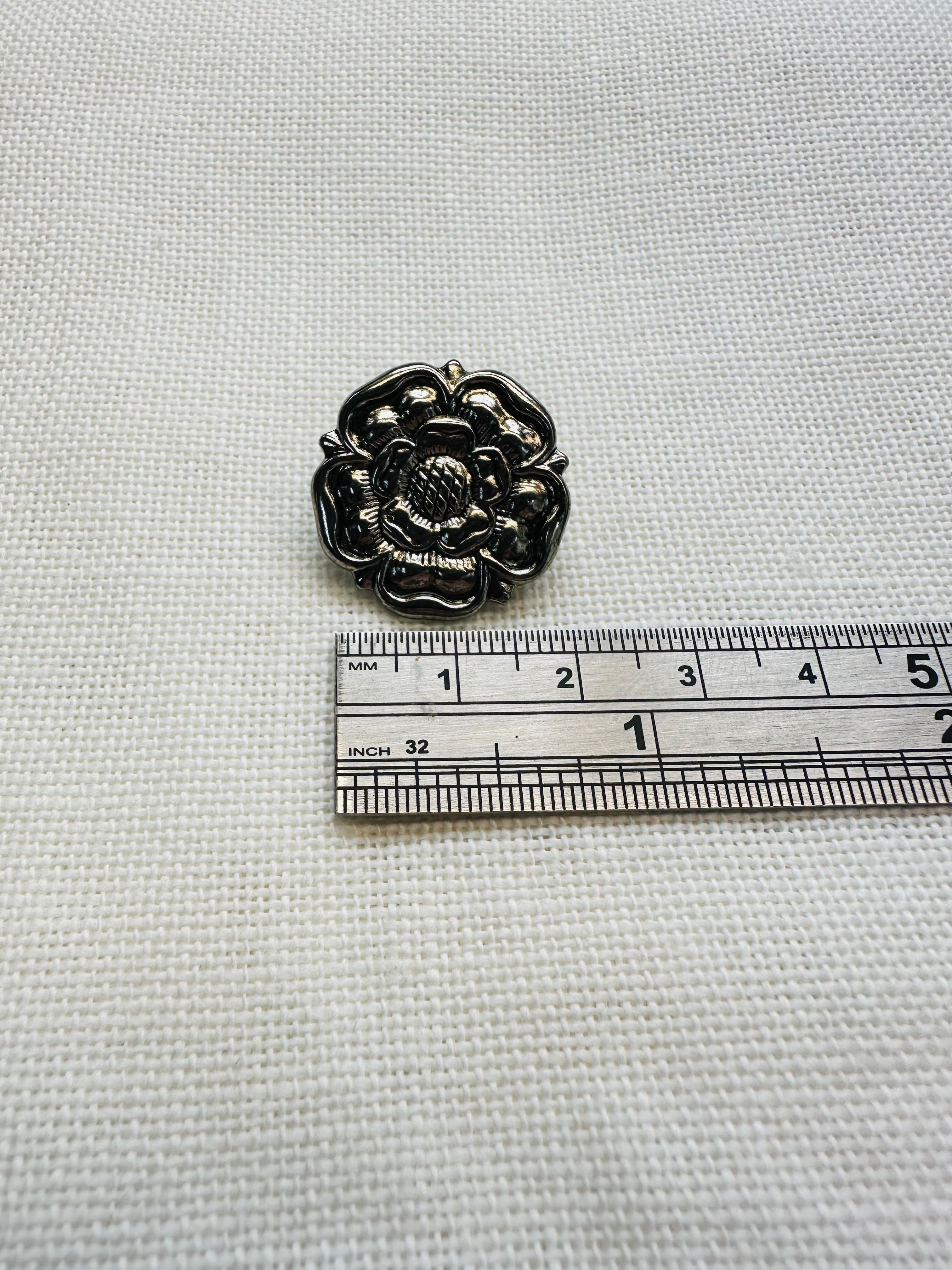 Tudor Rose Metal Button by Dill – 23mm – Antique Silver Finish – Sold Individually