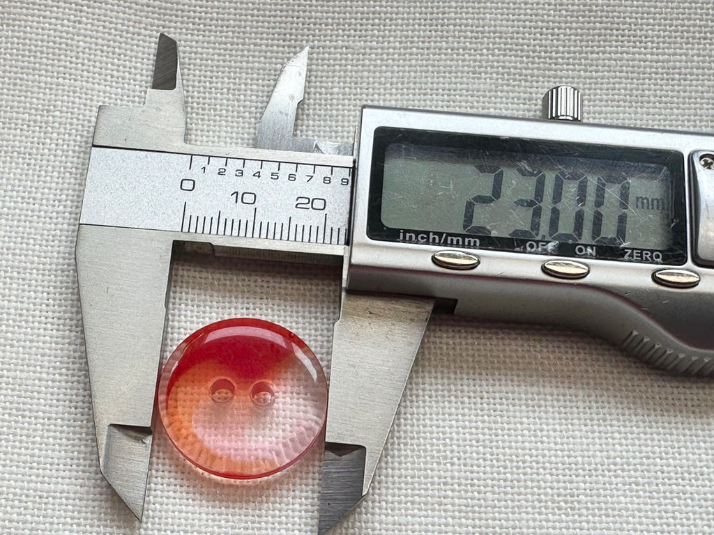 23mm Red & Amber Transparent Patterned Button – 36L 7/8 Inch