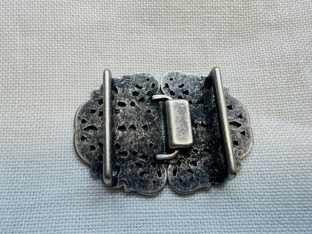 Ornate Silver-Tone Metal Clasp Buckle – 55 x 40mm – Fits 30mm Belt