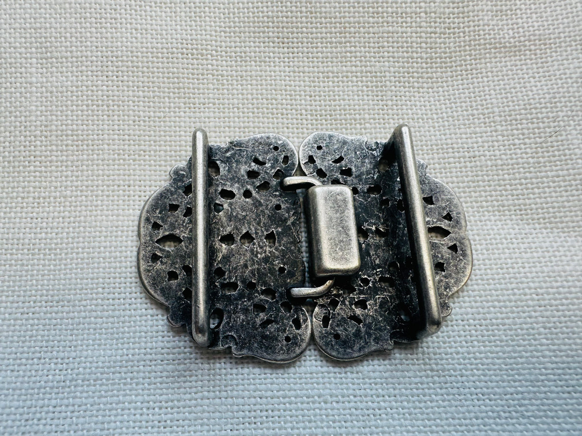 Ornate Silver-Tone Metal Clasp Buckle – 55 x 40mm – Fits 30mm Belt