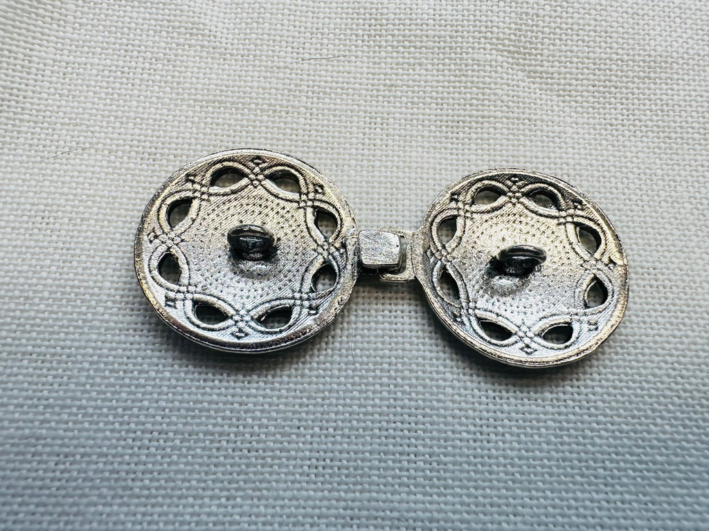Ornate Silver Tone Sew-On Clasp Fastener – 65mm – Cardigans, Capes & Jackets