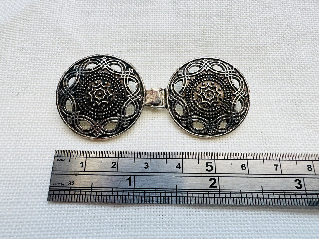 Ornate Silver Tone Sew-On Clasp Fastener – 65mm – Cardigans, Capes & Jackets