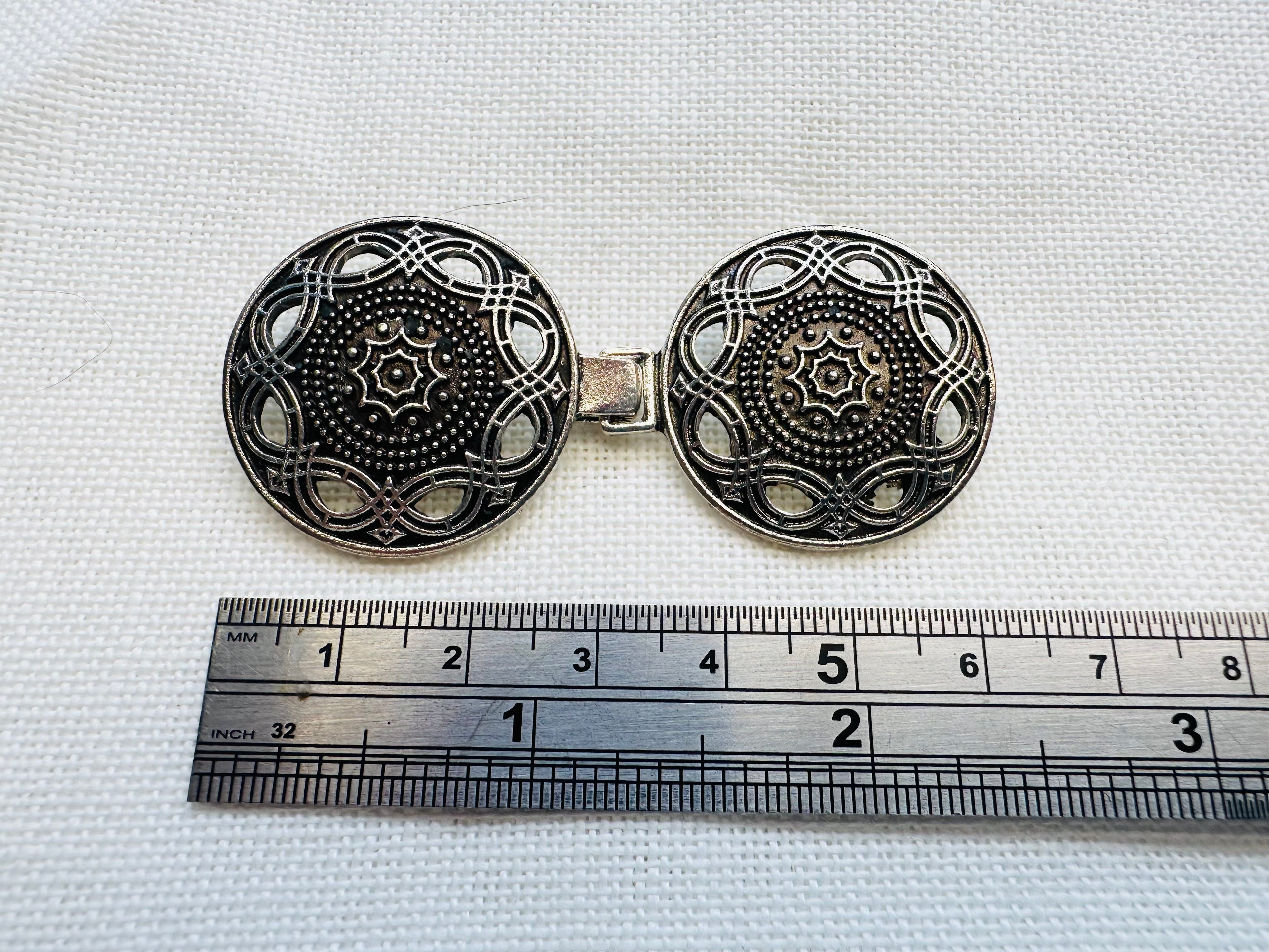 Ornate Silver Tone Sew-On Clasp Fastener – 65mm – Cardigans, Capes & Jackets
