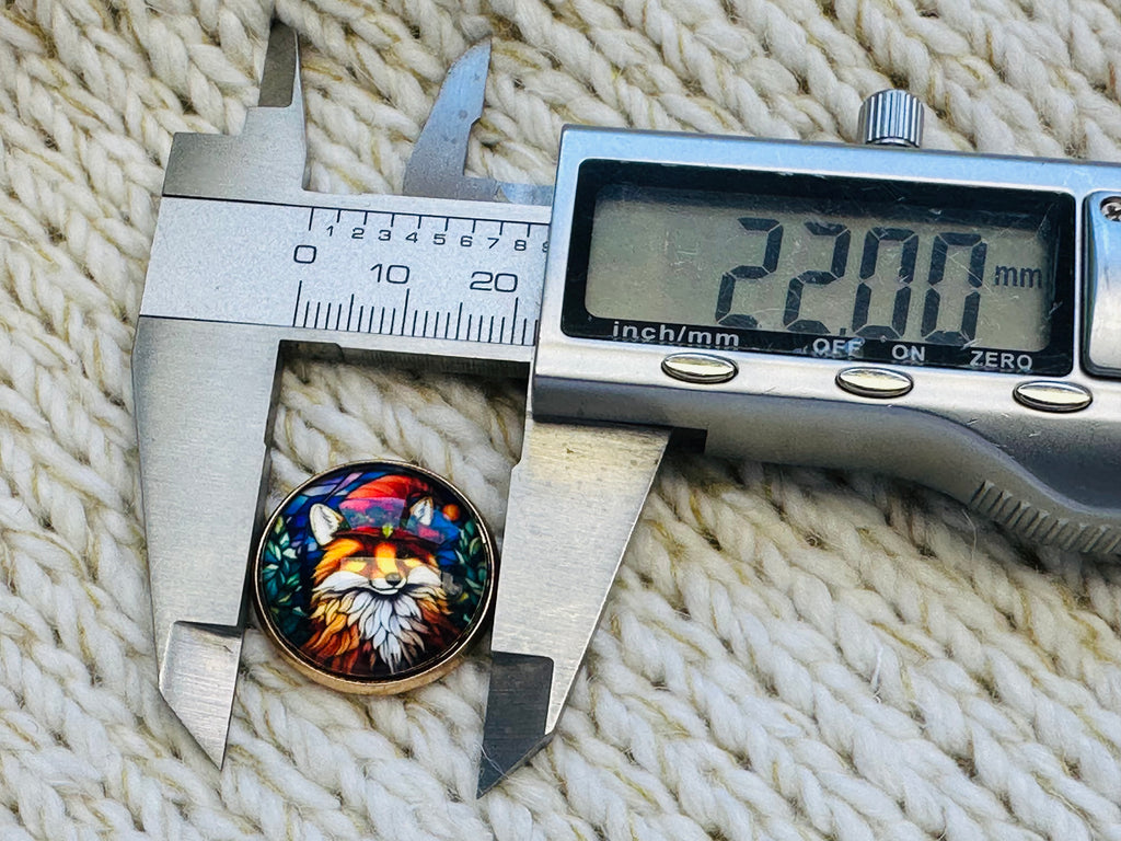Christmas Fox Glass & Metal Button – 22mm