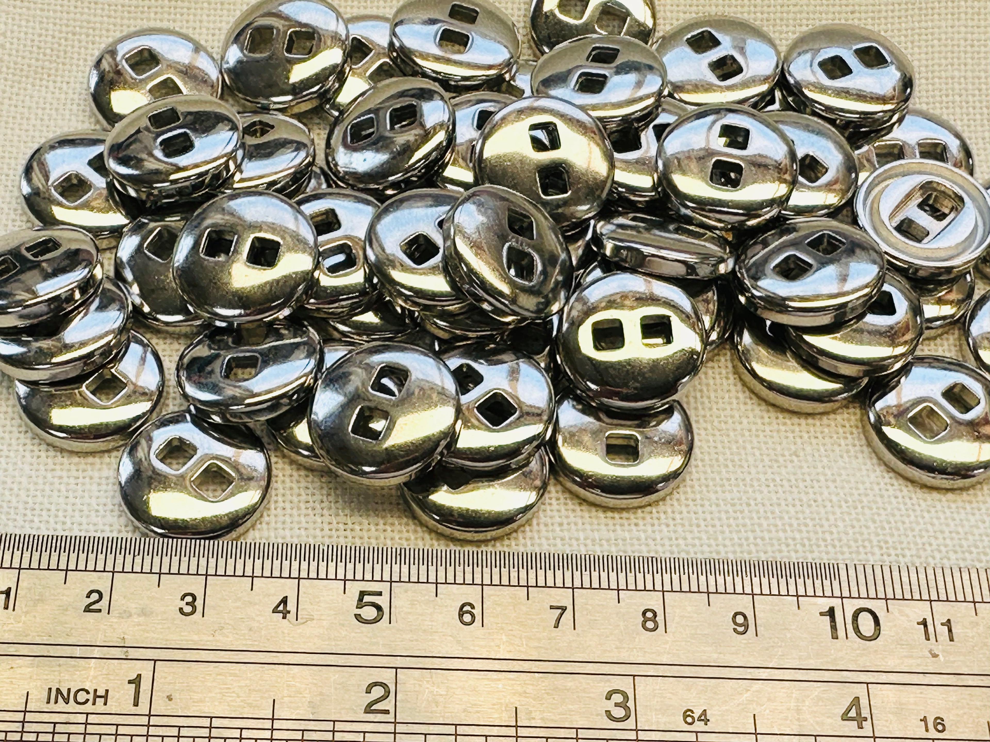 18mm Silver Tone Metal Buttons – Pack of 50 | Clearance Corner