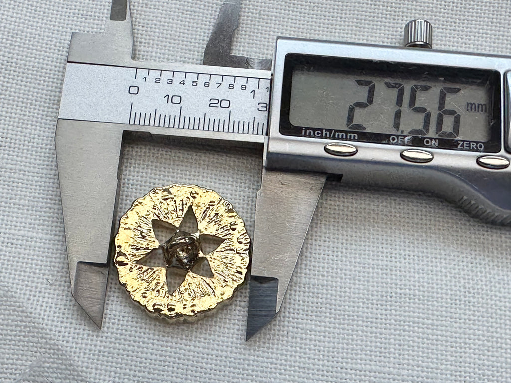 28mm Silver Rhinestone Star Button in Gold Tone Metal