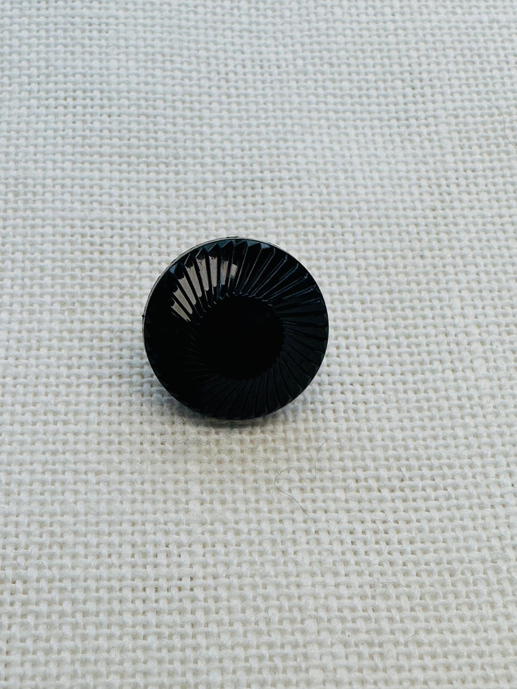 Black Faceted Shank Button – 15mm