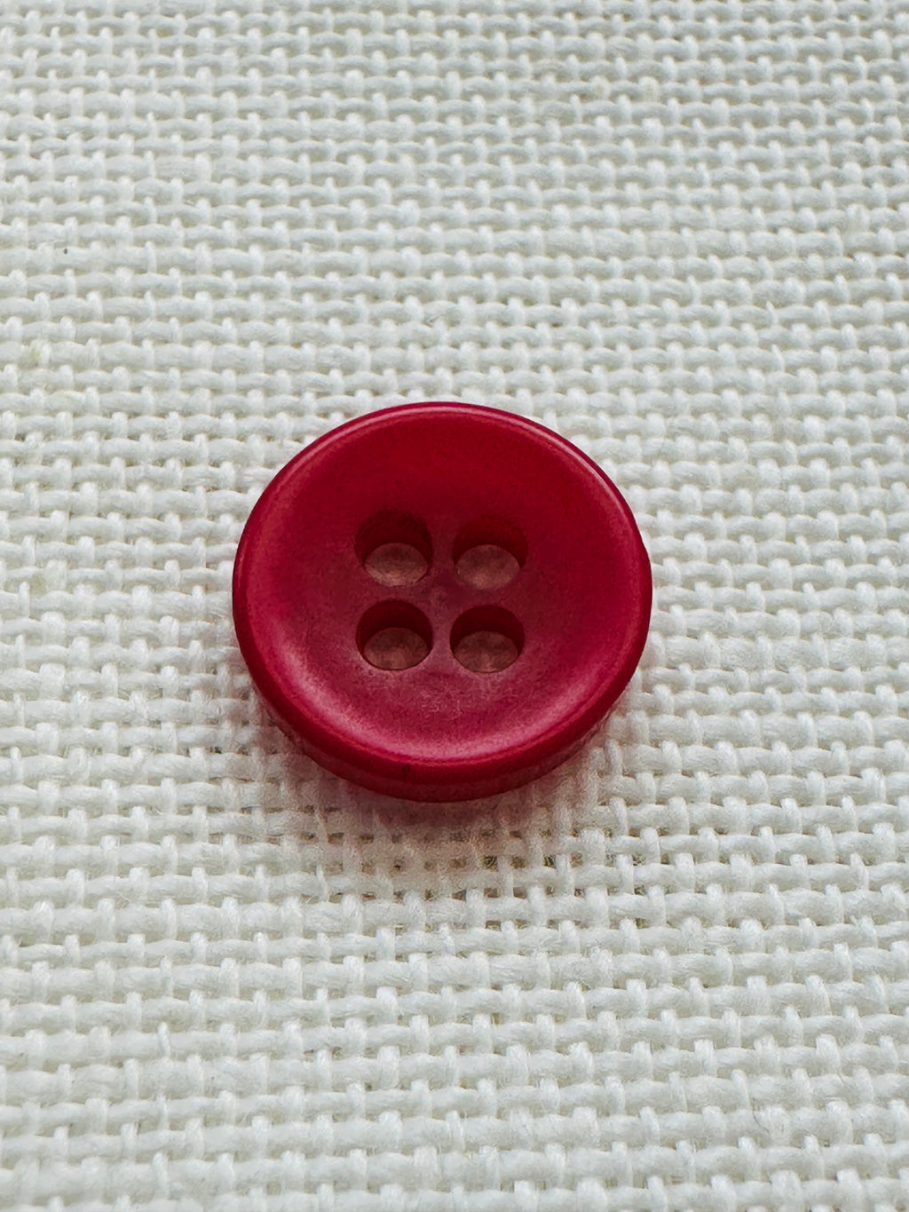 Hand Dyed Raspberry Pink Button – 13mm