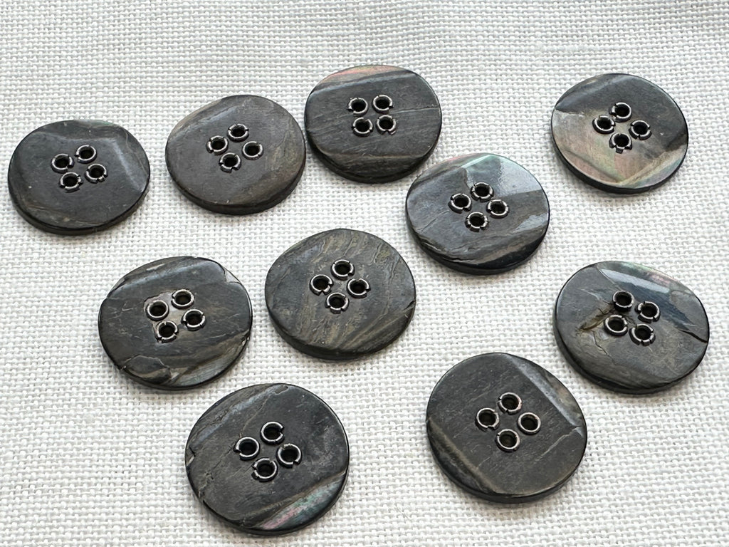 Vintage 1990s Shell Buttons – 23mm – Pack of 10