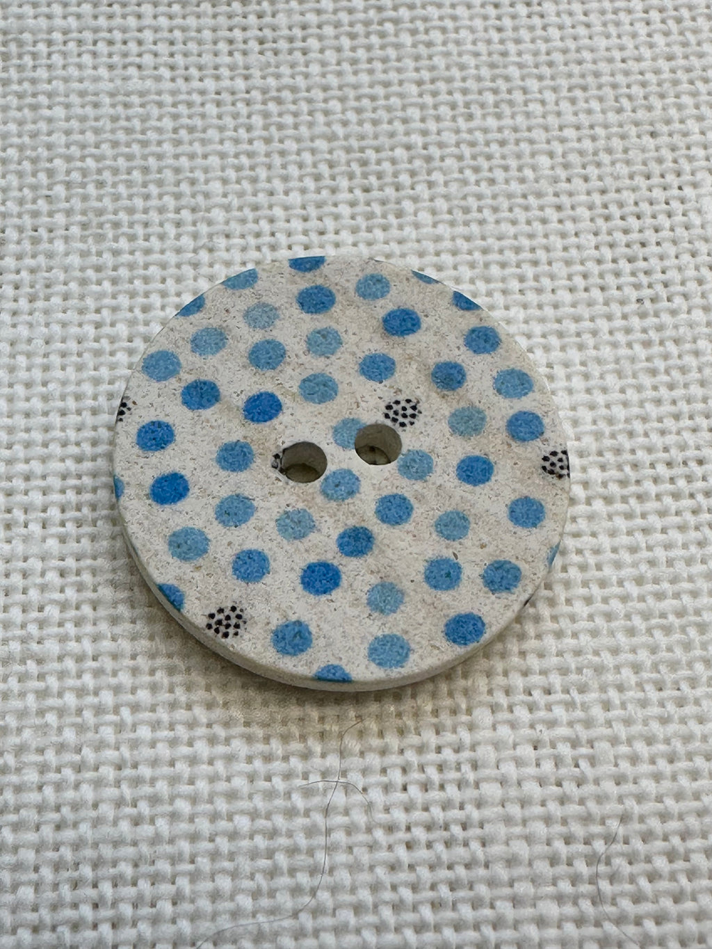 23mm Blue Spot Resin Button