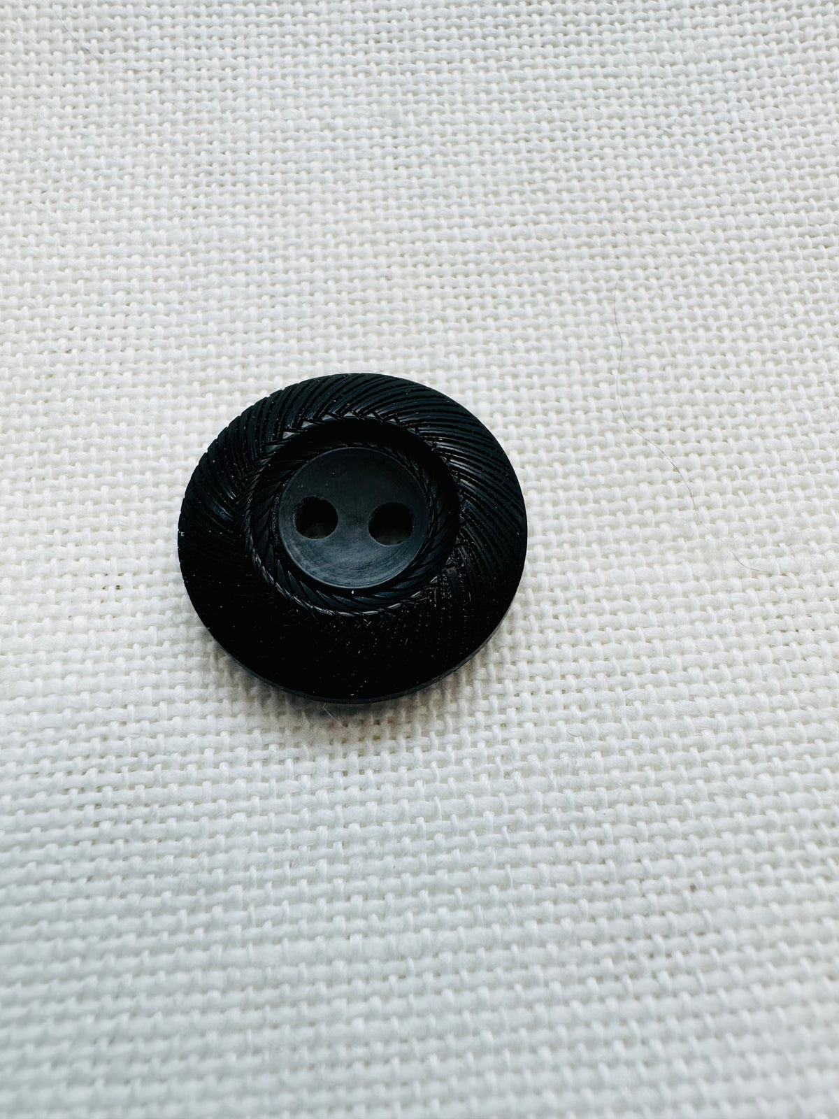 Black Textured Two Hole Button – 20mm