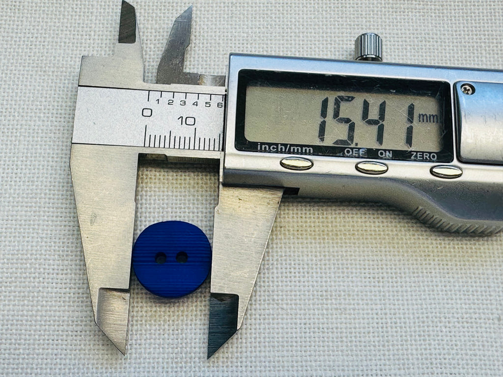 Hand Dyed Royal Blue Textured Button – 15mm