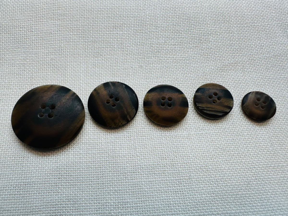 Brown Marbled Four-Hole Buttons – 15mm to 30mm