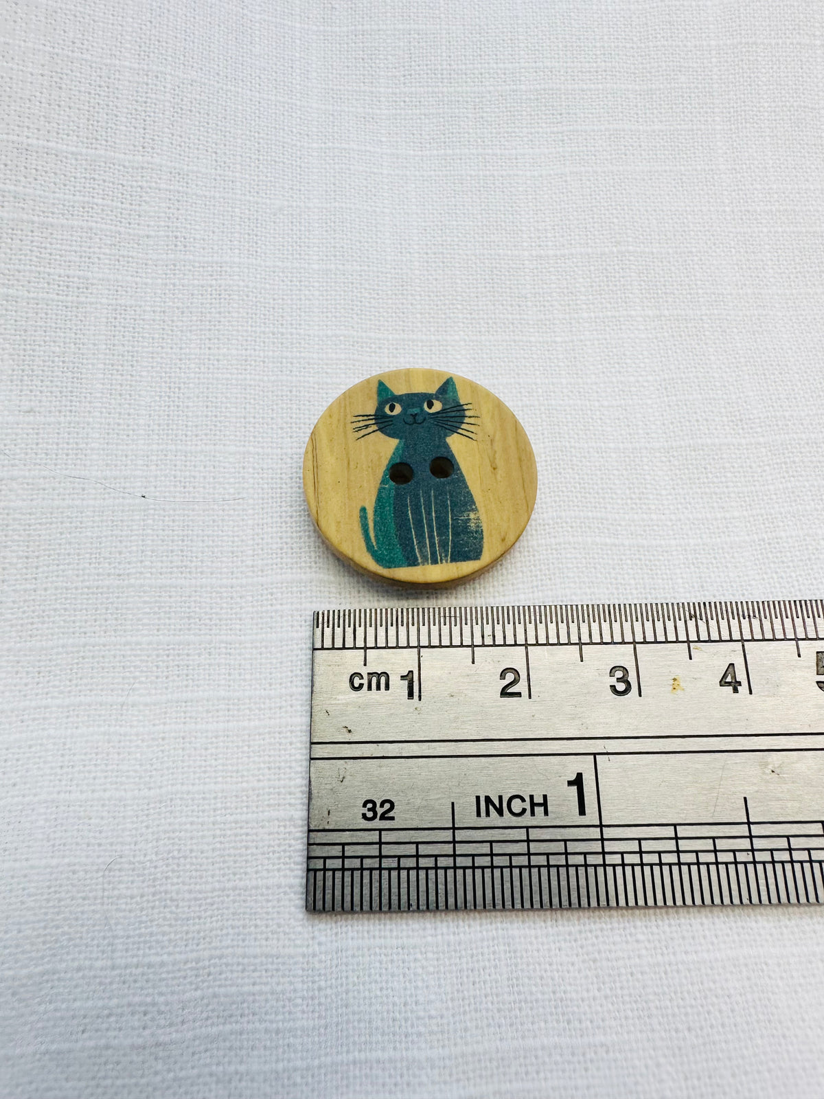 Faux Wood Cat Button – Black and Teal – 23mm