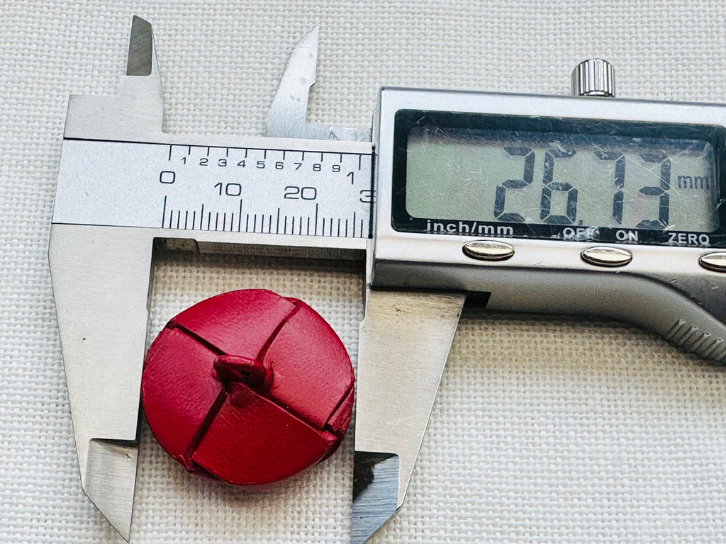 Vintage Red Leather Woven Button – 27mm