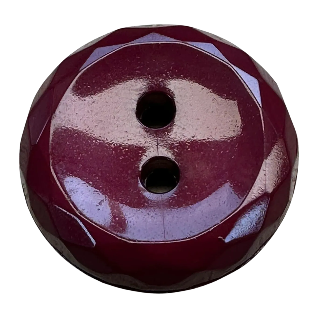 Burgundy button 18mm with a faceted border sold individually