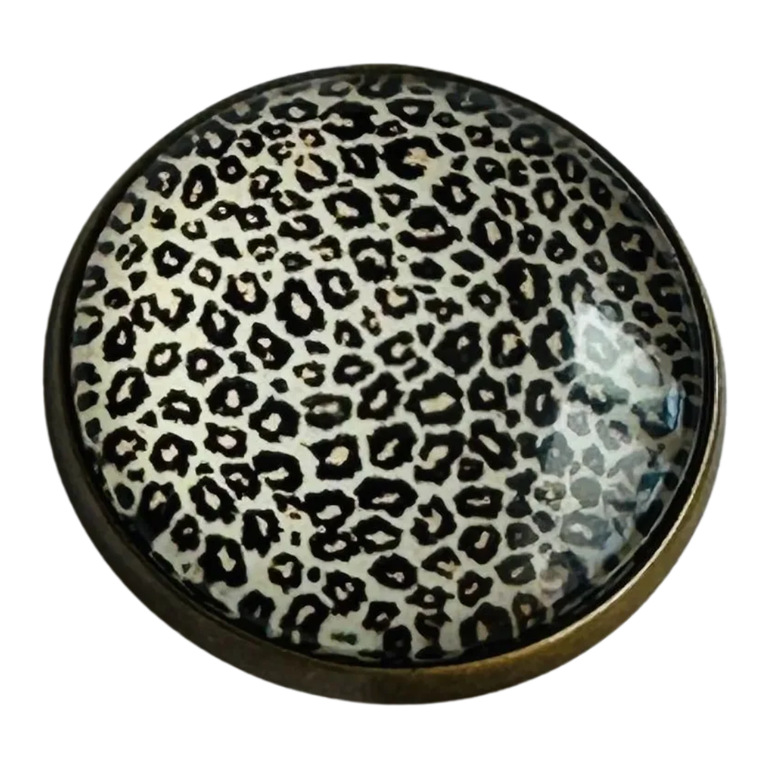 Leopard print button 22mm glass and metal sold individually