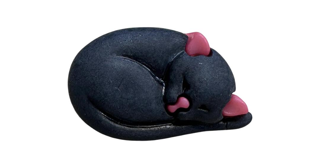Sleeping cat button 21mm black and pink realistic design sold individually