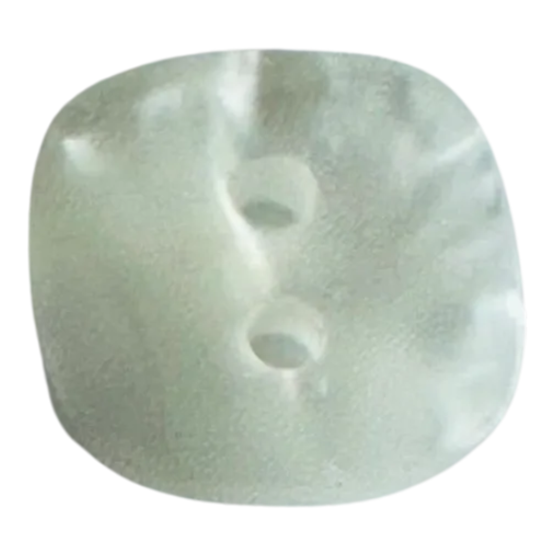 Cream button 11mm with a pearlised finish sold individually