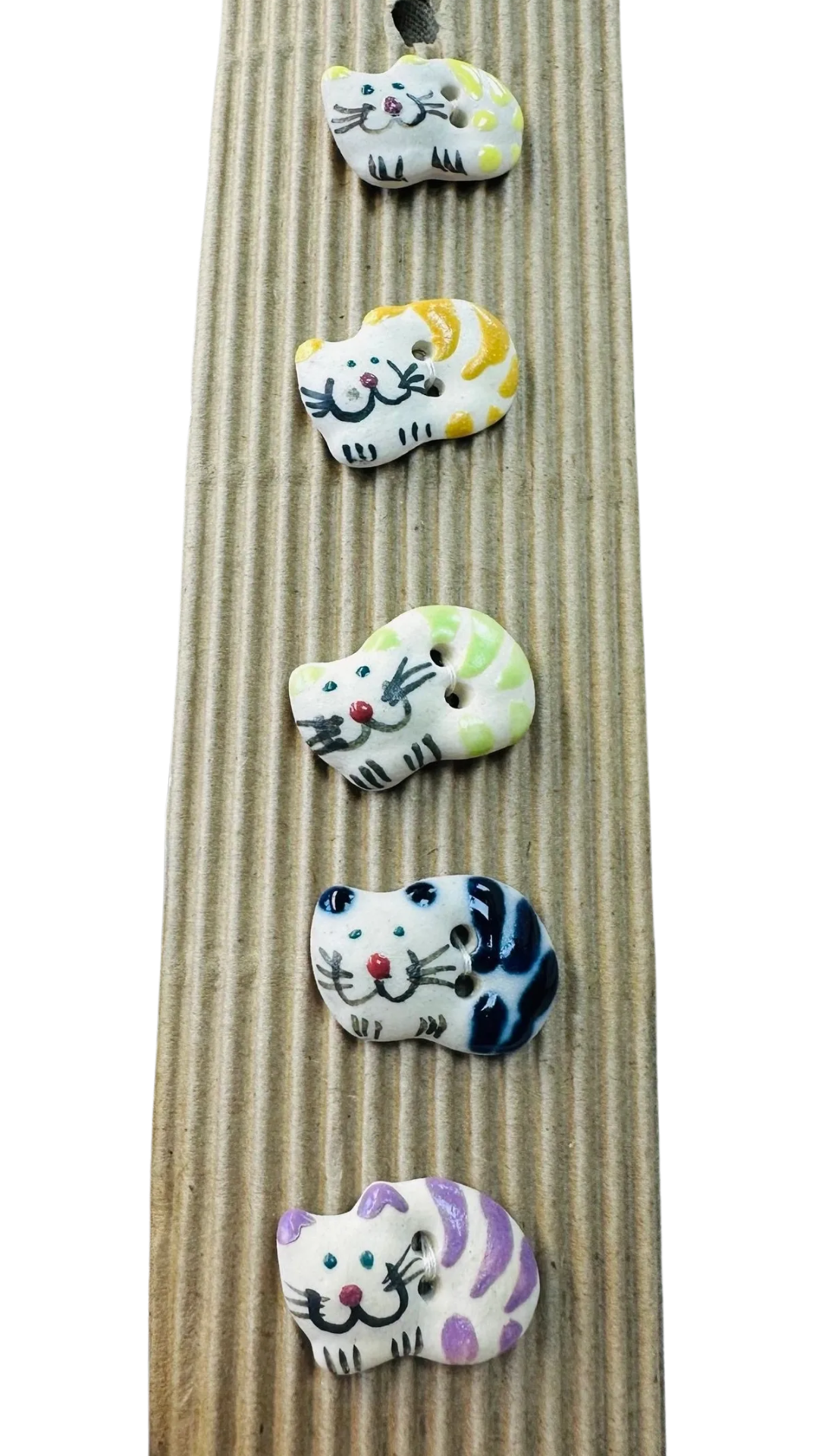 Ceramic Cat Buttons – 23mm – Hand Painted Novelty Buttons – Individual Characters